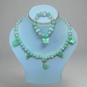 Alternative view of Green Pearl Beads Necklace and Bracelet Set for Girls